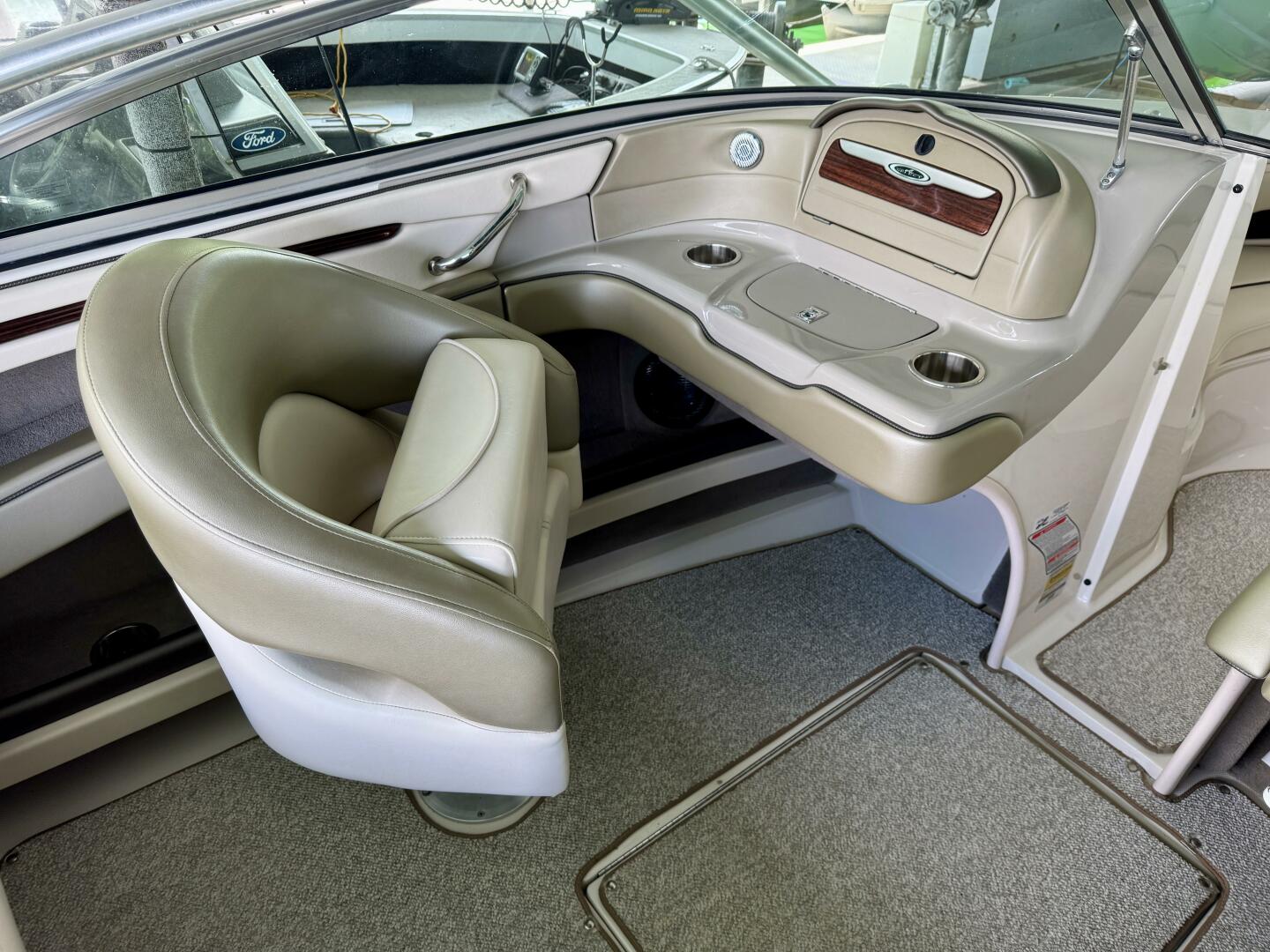 Slide: The Image of Sea Ray 200 Select with Wakeboard Tower and Trailer 2005 - 5346130