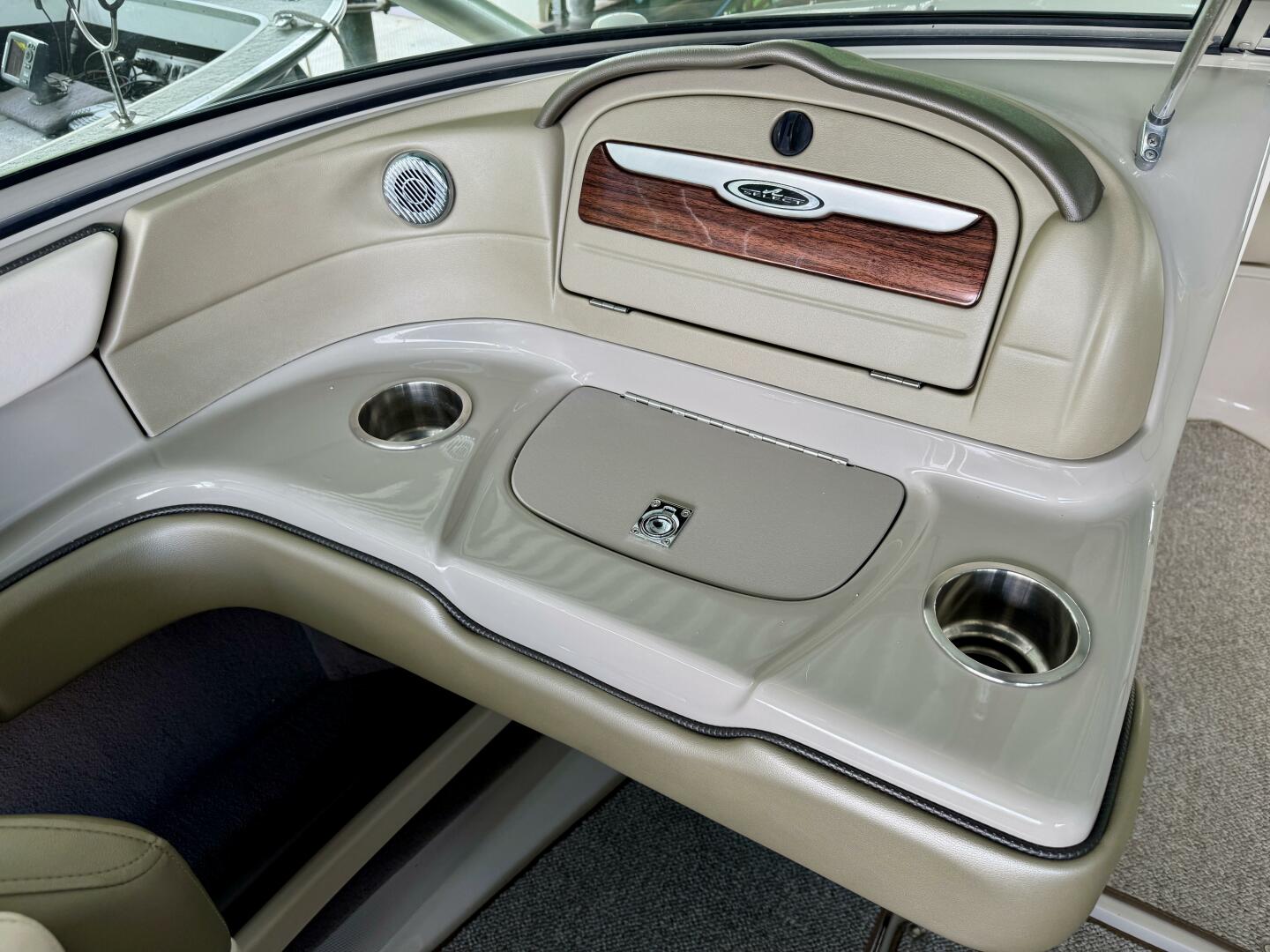 Slide: The Image of Sea Ray 200 Select with Wakeboard Tower and Trailer 2005 - 5346131