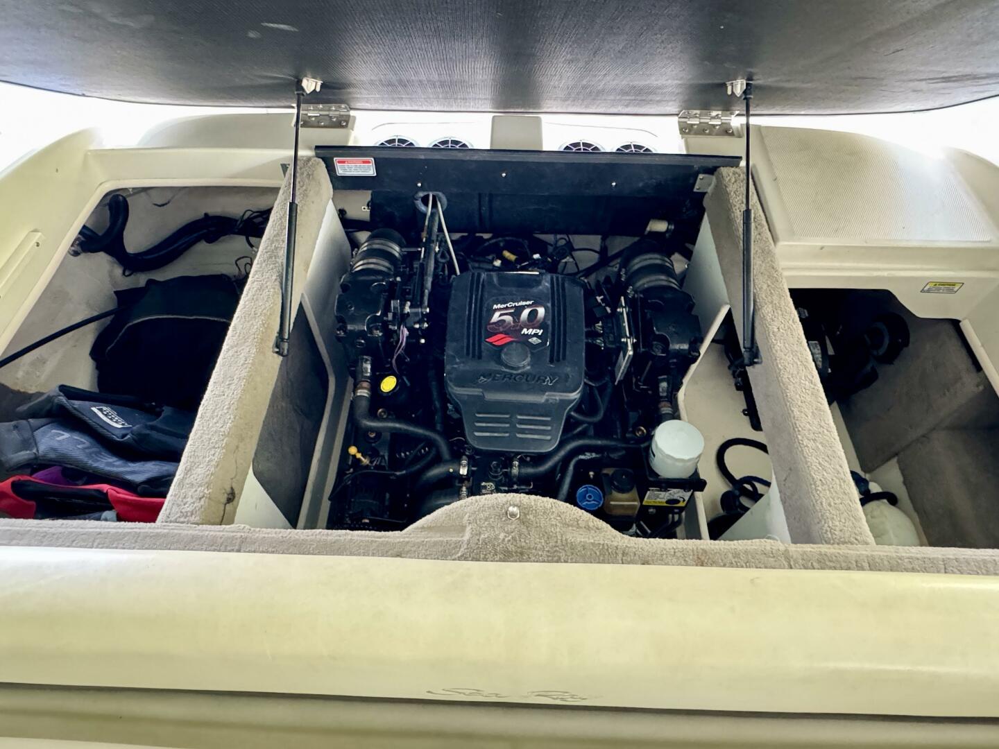 Slide: The Image of Sea Ray 200 Select with Wakeboard Tower and Trailer 2005 - 5346149