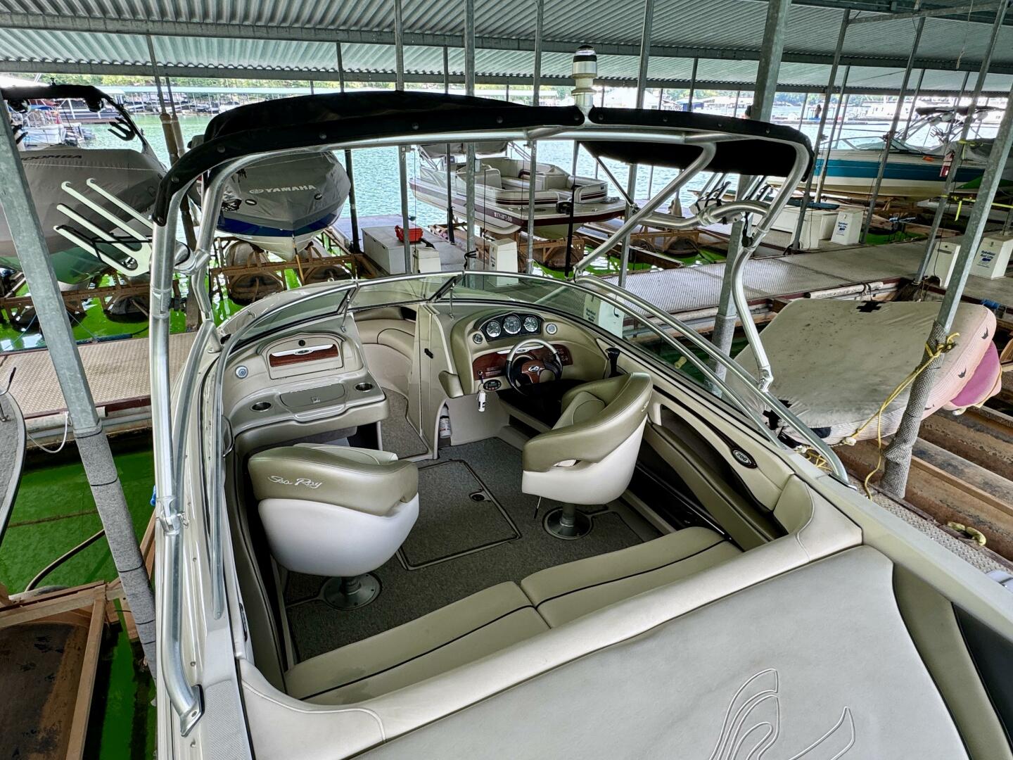 Slide: The Image of Sea Ray 200 Select with Wakeboard Tower and Trailer 2005 - 5346157