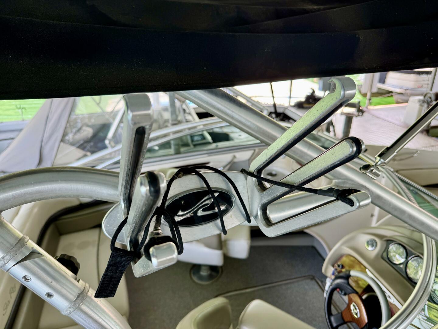 Slide: The Image of Sea Ray 200 Select with Wakeboard Tower and Trailer 2005 - 5346162