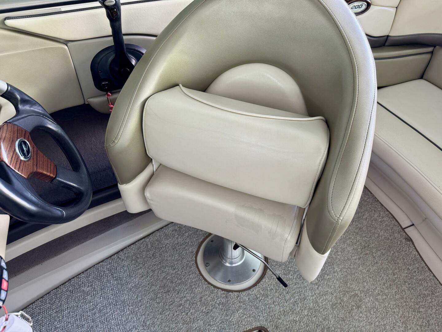 Slide: The Image of Sea Ray 200 Select with Wakeboard Tower and Trailer 2005 - 5346166