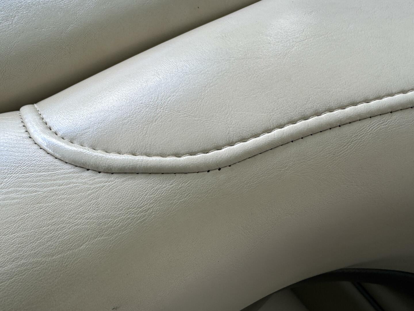 Slide: The Image of Sea Ray 200 Select with Wakeboard Tower and Trailer 2005 - 5346173