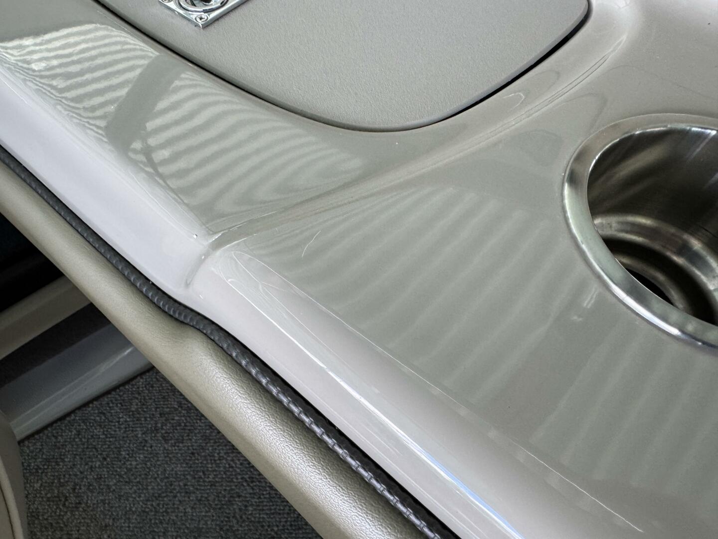 Slide: The Image of Sea Ray 200 Select with Wakeboard Tower and Trailer 2005 - 5346176