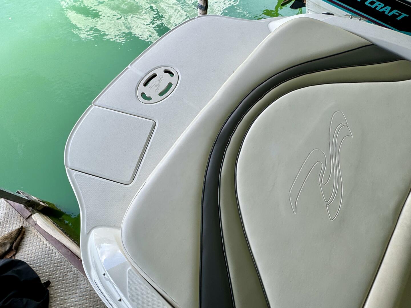 Slide: The Image of Sea Ray 200 Select with Wakeboard Tower and Trailer 2005 - 5346181