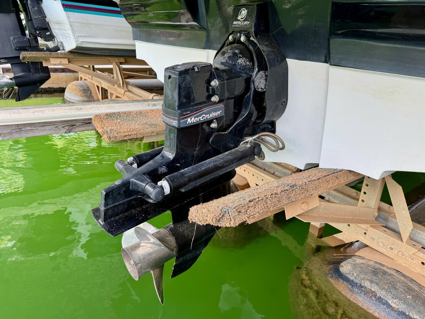 Slide: The Image of Sea Ray 200 Select with Wakeboard Tower and Trailer 2005 - 5346191