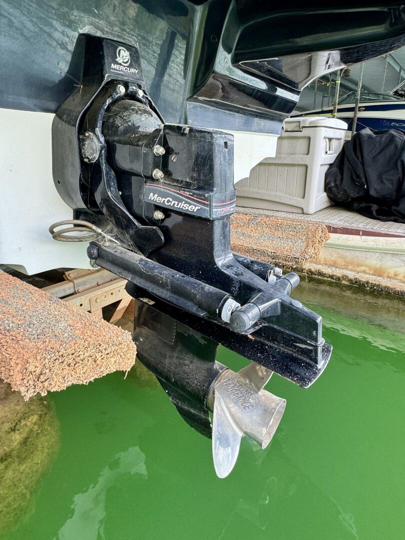 Slide: The Image of Sea Ray 200 Select with Wakeboard Tower and Trailer 2005 - 5346198