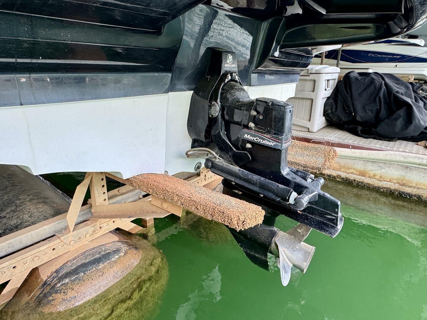 Slide: The Image of Sea Ray 200 Select with Wakeboard Tower and Trailer 2005 - 5346199