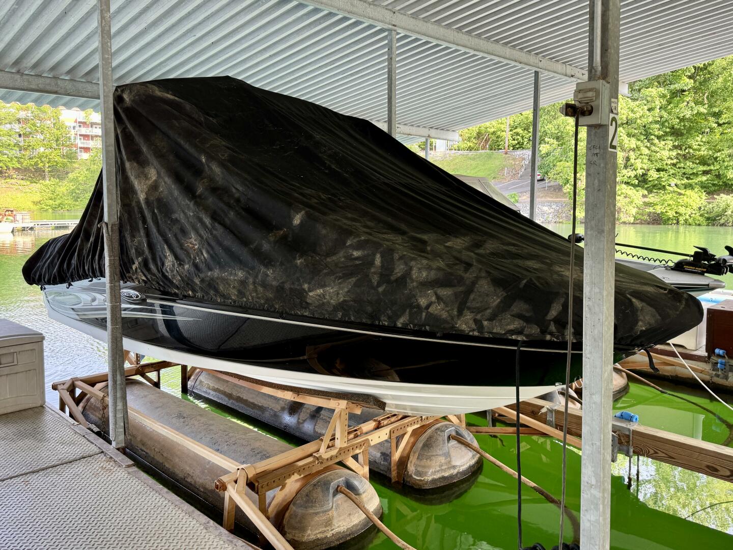 Slide: The Image of Sea Ray 200 Select with Wakeboard Tower and Trailer 2005 - 5346291