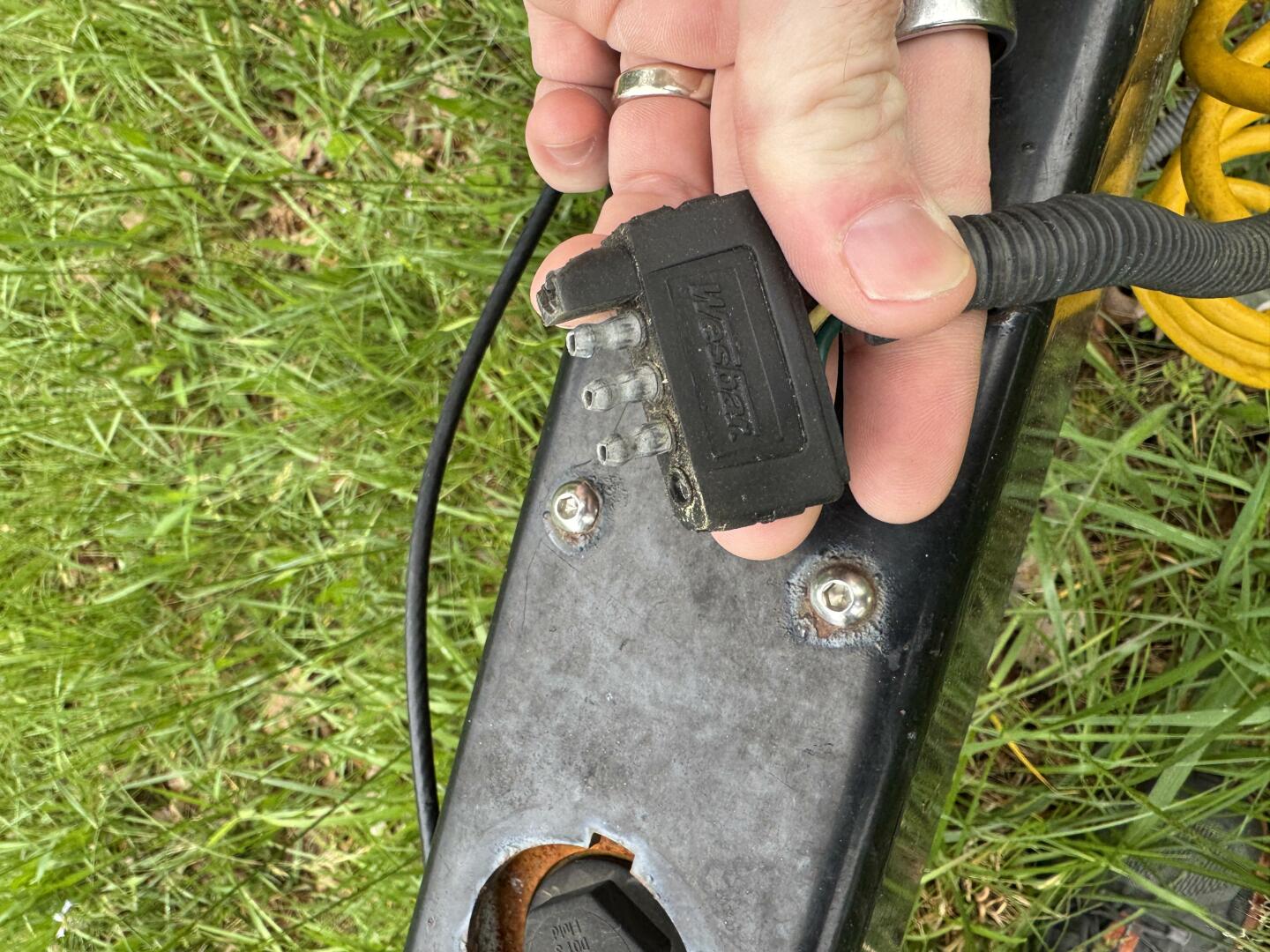 Slide: The Image of Sea Ray 200 Select with Wakeboard Tower and Trailer 2005 - 5346305