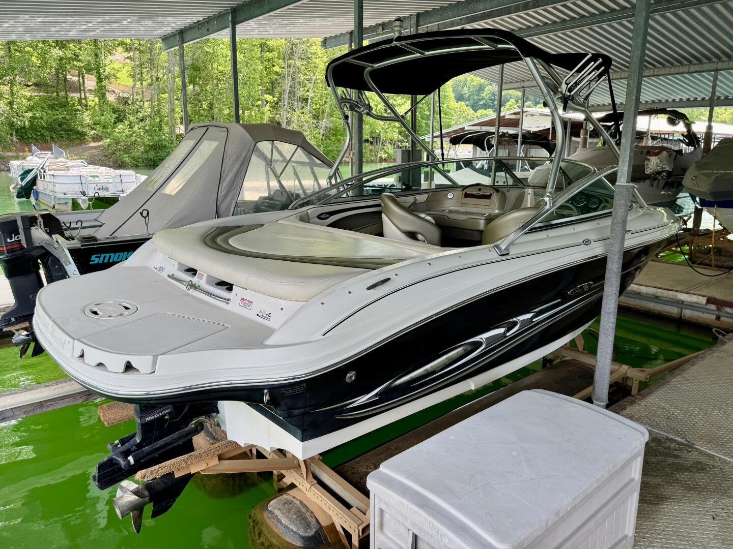 Slide: The Image of Sea Ray 200 Select with Wakeboard Tower and Trailer 2005 - 5346309