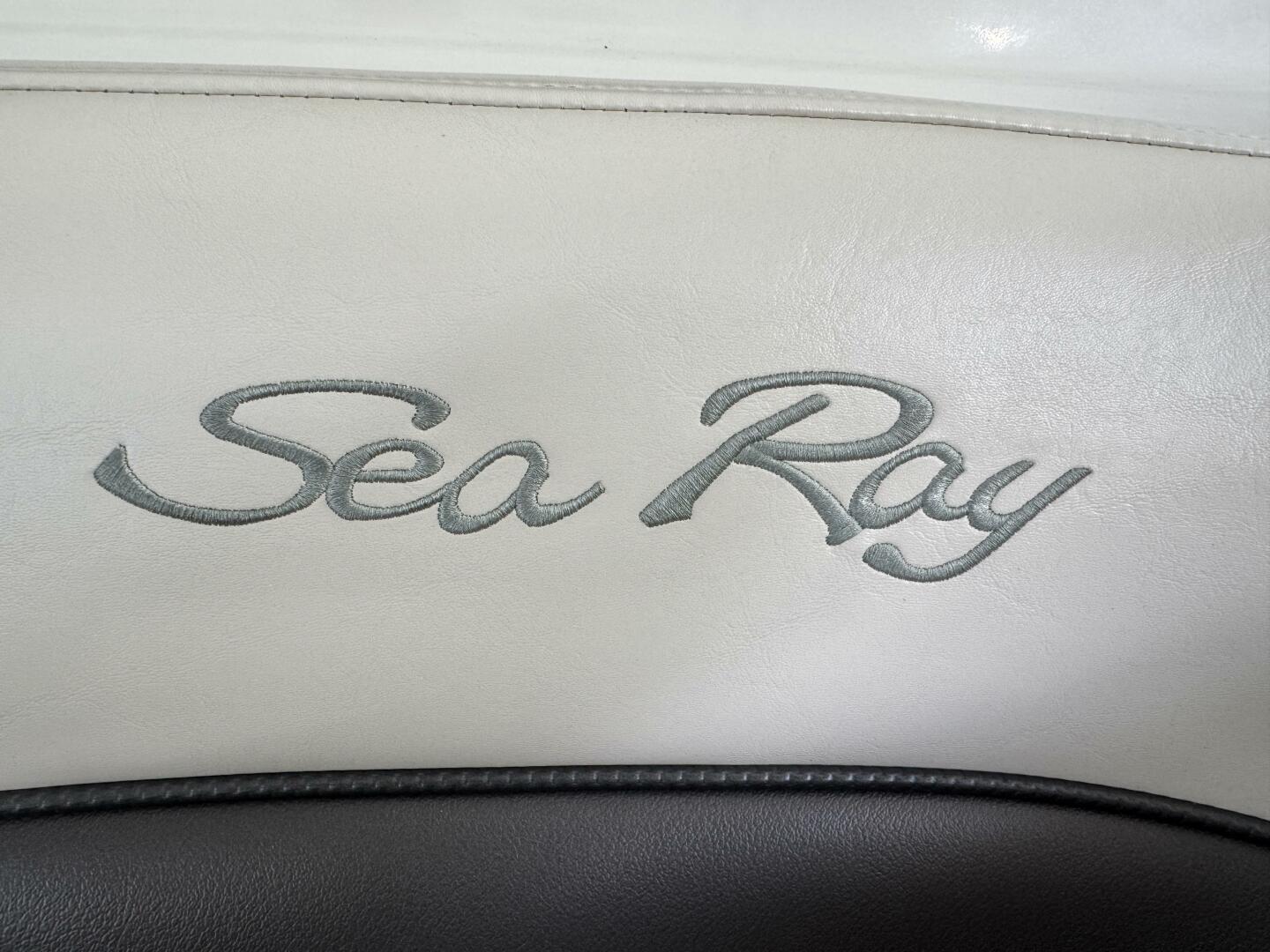 Slide: The Image of Sea Ray 200 Select with Wakeboard Tower and Trailer 2005 - 5346311