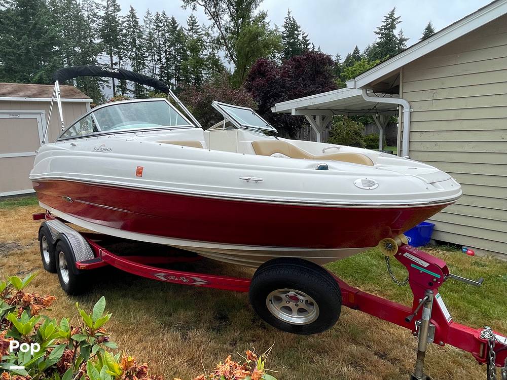 Slide: The Image of Sea Ray 200 Sundeck 2011 - 15629059