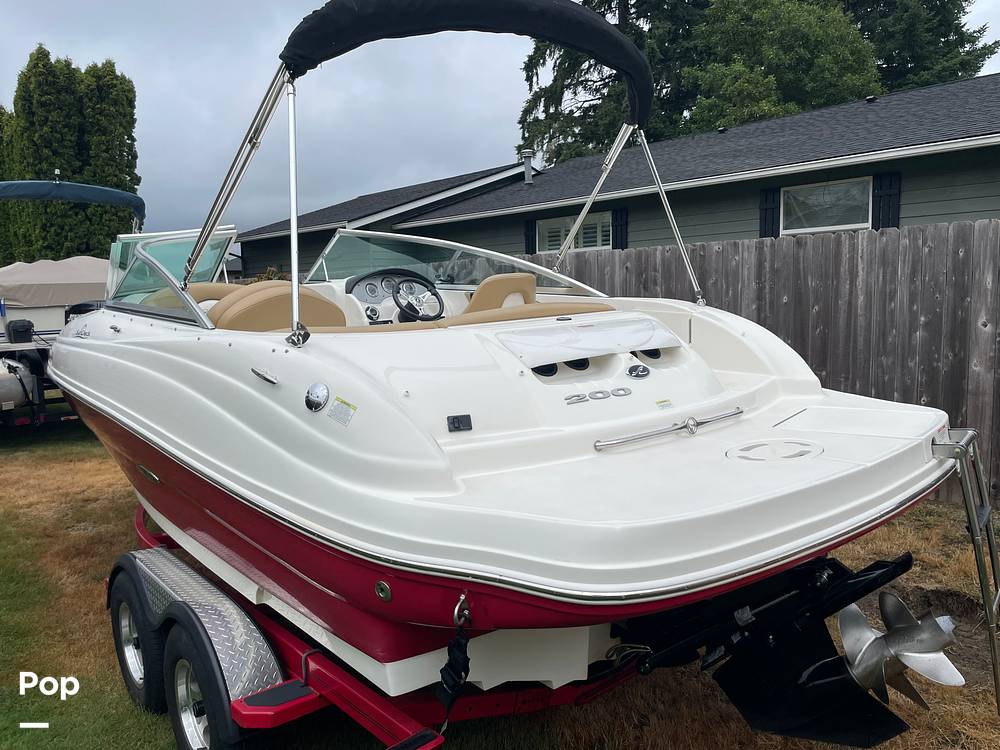 Slide: The Image of Sea Ray 200 Sundeck 2011 - 15629061