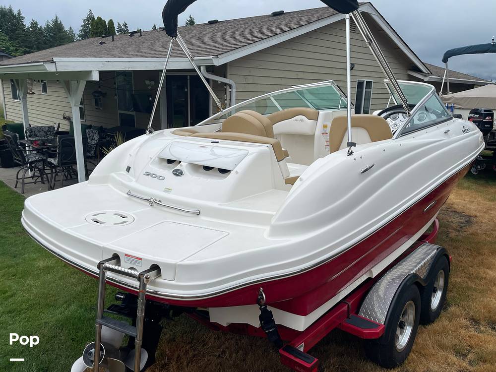 Slide: The Image of Sea Ray 200 Sundeck 2011 - 15629062