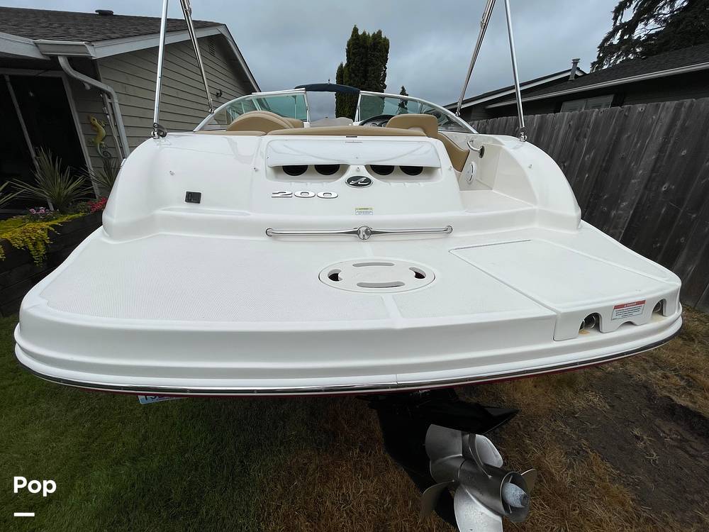 Slide: The Image of Sea Ray 200 Sundeck 2011 - 15629065