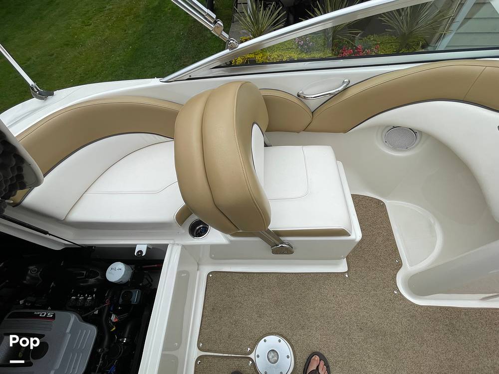 Slide: The Image of Sea Ray 200 Sundeck 2011 - 15629074