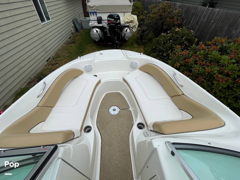 Slide: The Image of Sea Ray 200 Sundeck 2011 - 15629092