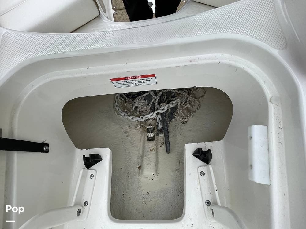 Slide: The Image of Sea Ray 200 Sundeck 2011 - 15629096