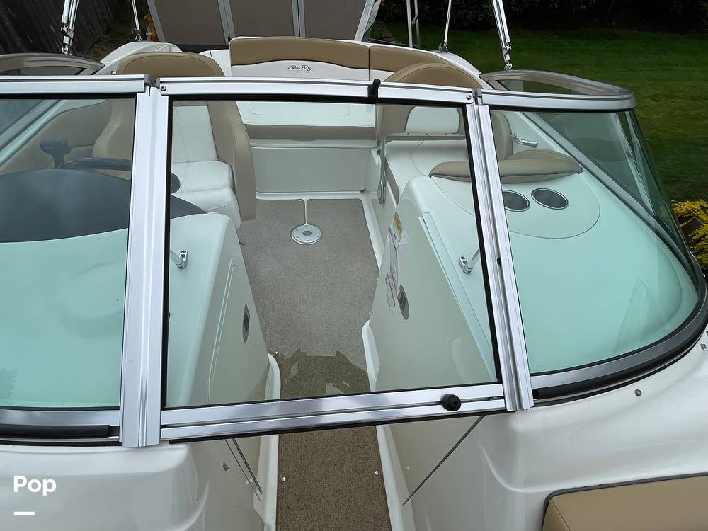 Slide: The Image of Sea Ray 200 Sundeck 2011 - 15629105
