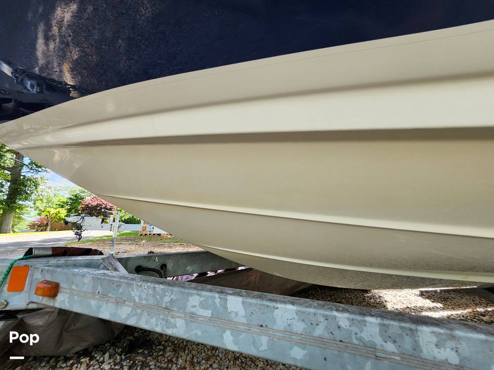 Slide: The Image of Sea Ray 205 Sport 2008 - 16