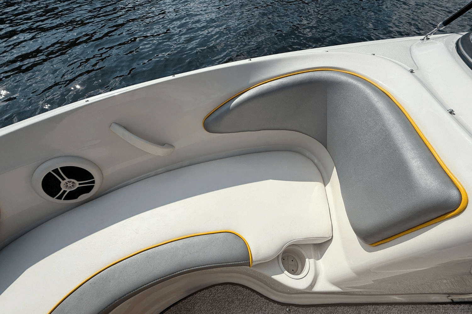 Slide: The Image of Sea Ray 205 Sport 2008 - 21