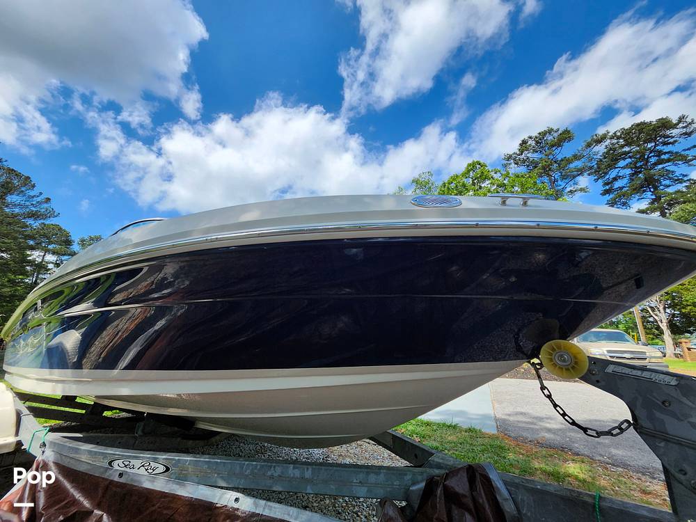Slide: The Image of Sea Ray 205 Sport 2008 - 23