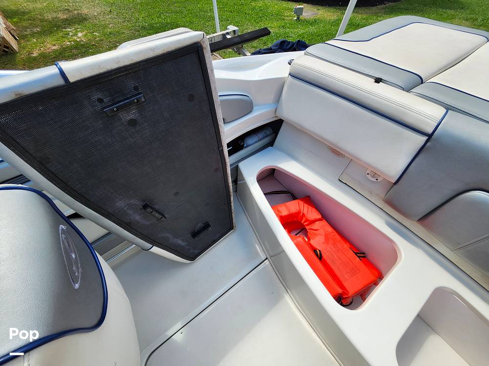 Slide: The Image of Sea Ray 205 Sport 2008 - 59