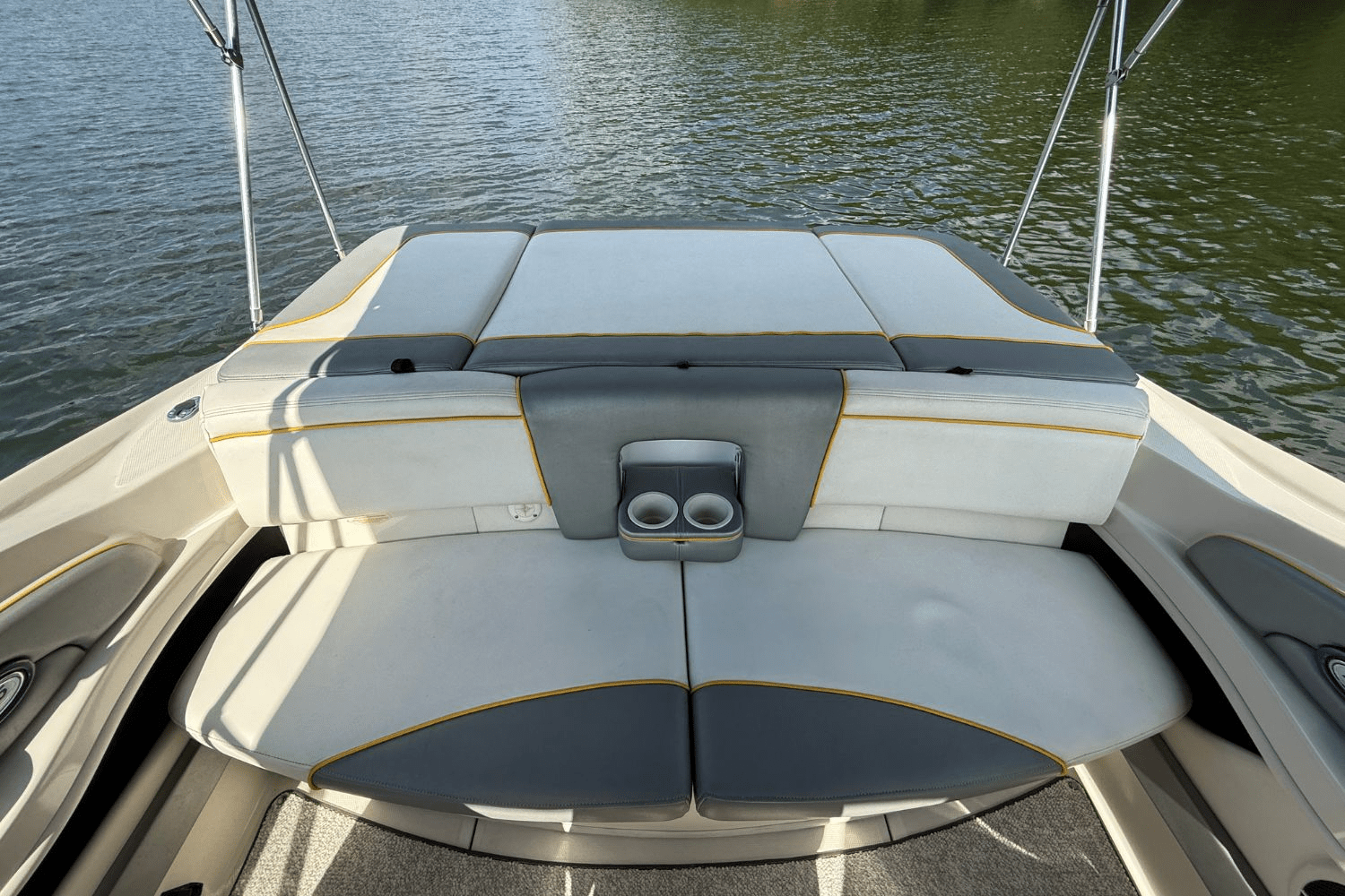 Slide: The Image of Sea Ray 205 Sport 2008 - 8