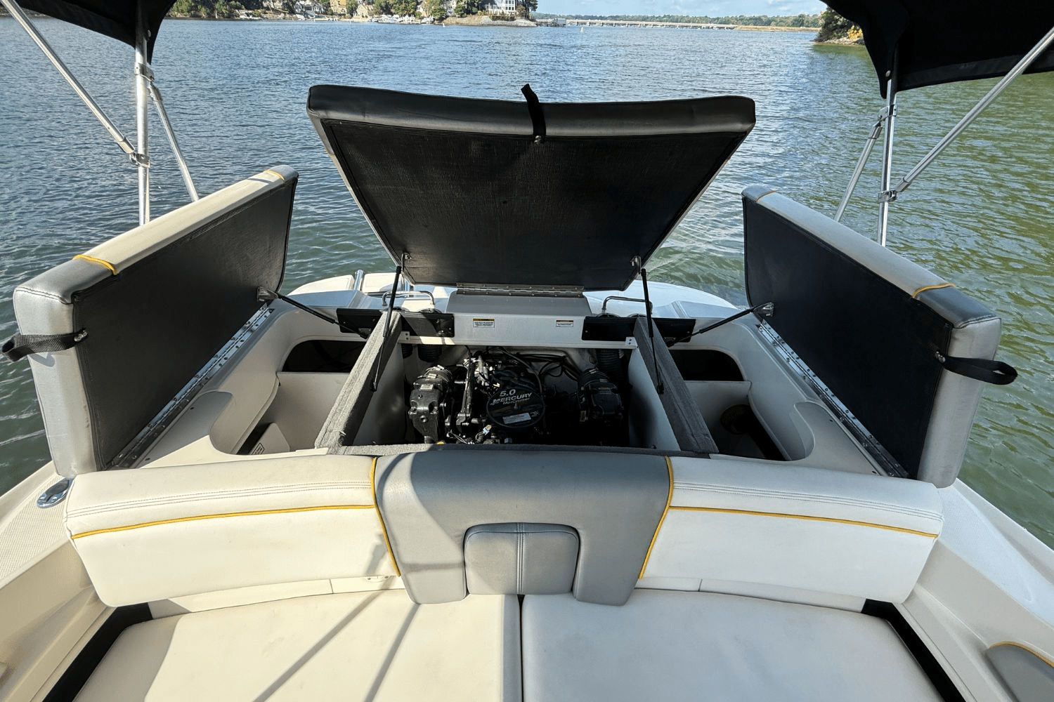 Slide: The Image of Sea Ray 205 Sport 2008 - 9