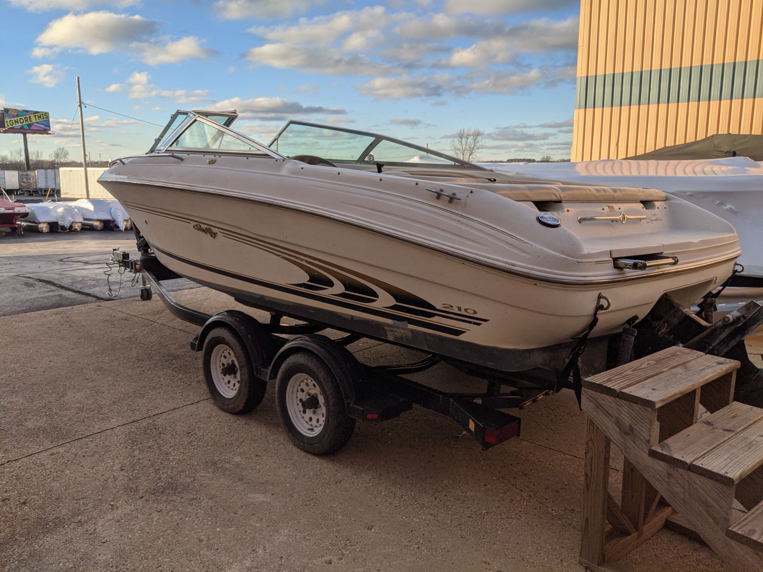 Slide: The Image of Sea Ray 210 1998 - 3