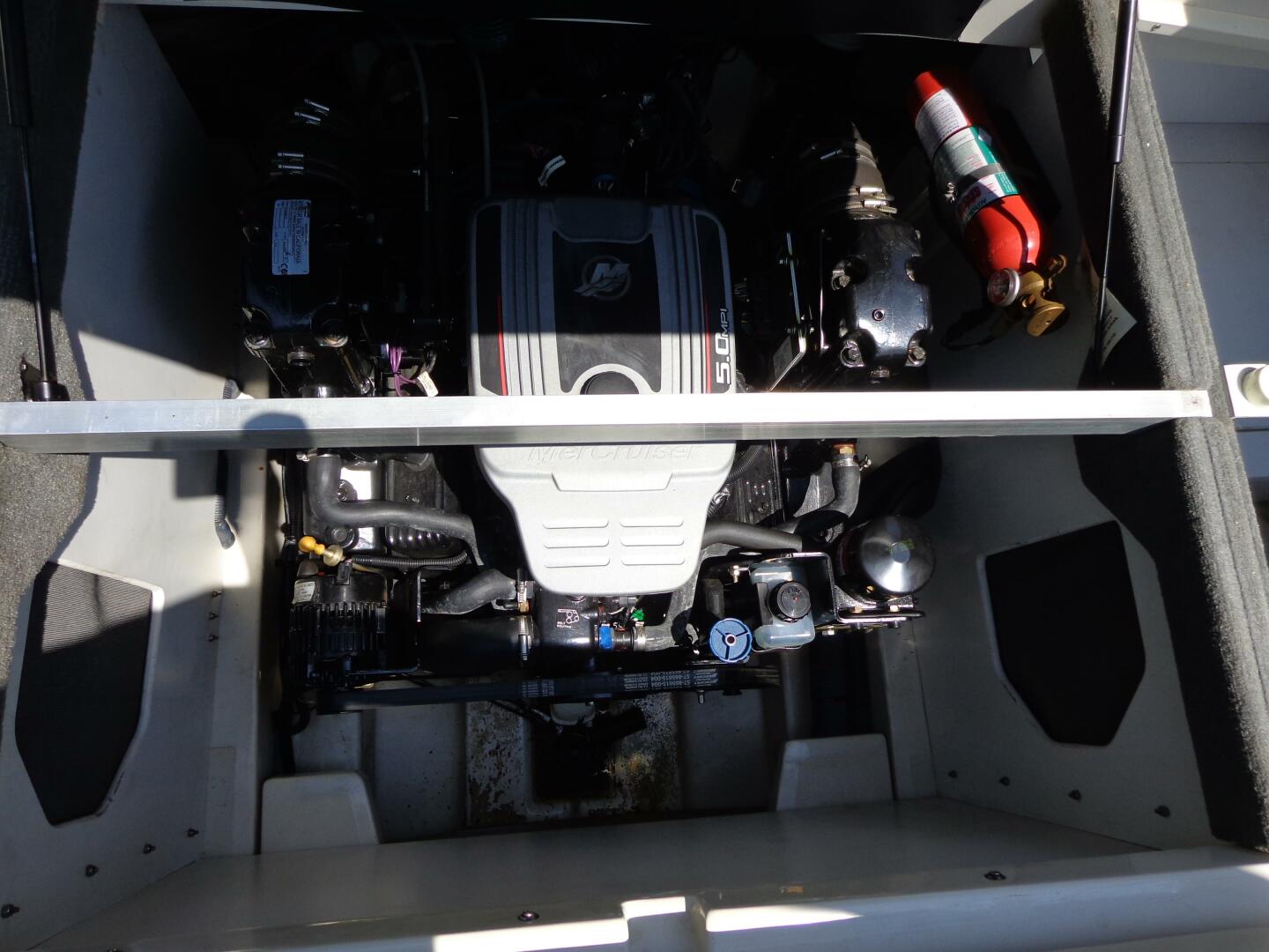 Slide: The Image of Sea Ray 210 Select 2009 - 5120746