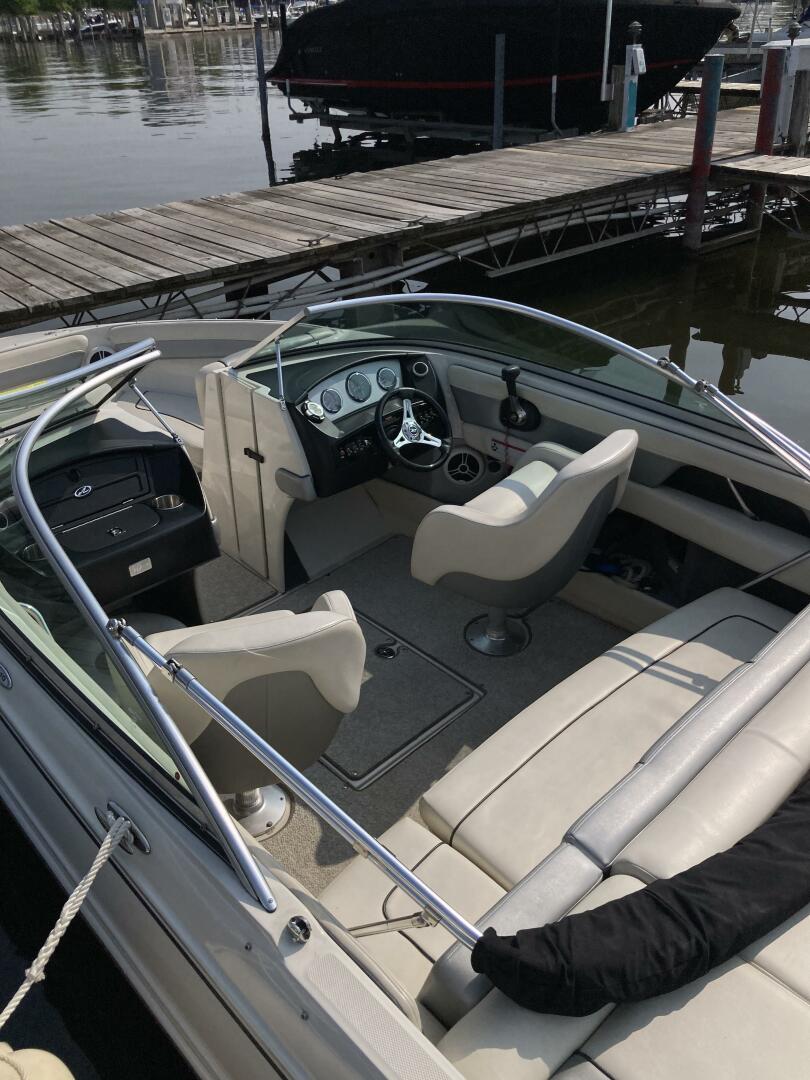 Slide: The Image of Sea Ray 210 Select 2009 - 5120752