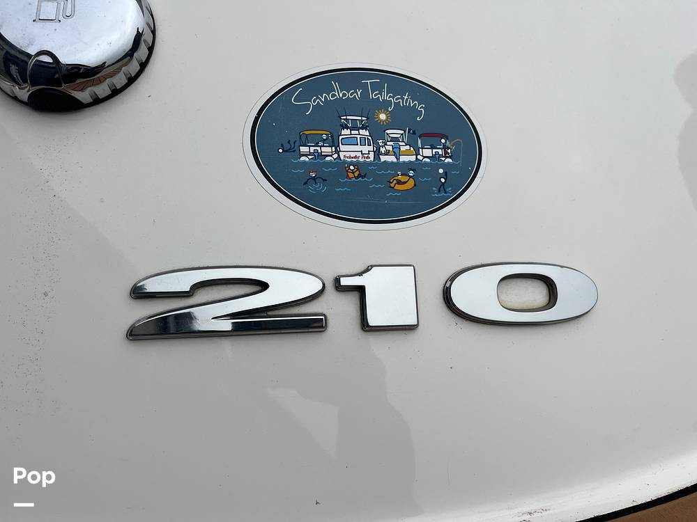 Slide: The Image of Sea Ray 210 SLX 2015 - 2