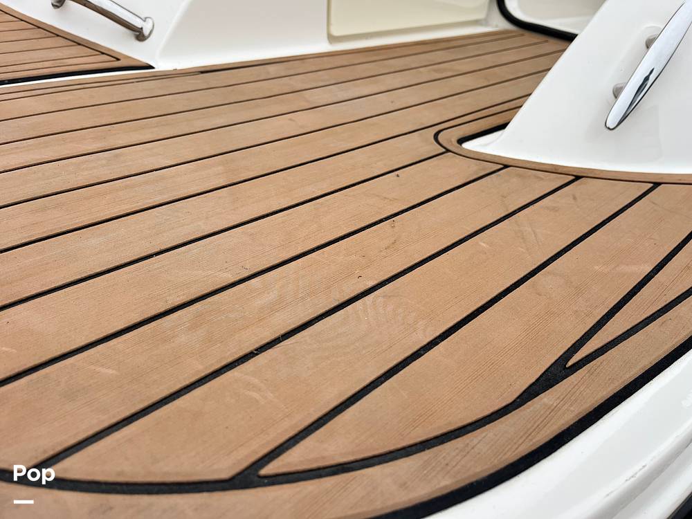 Slide: The Image of Sea Ray 210 SLX 2015 - 46