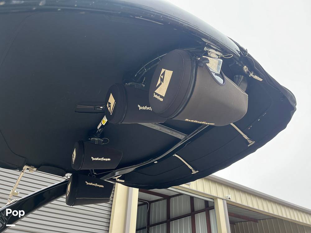 Slide: The Image of Sea Ray 210 SLX 2015 - 67