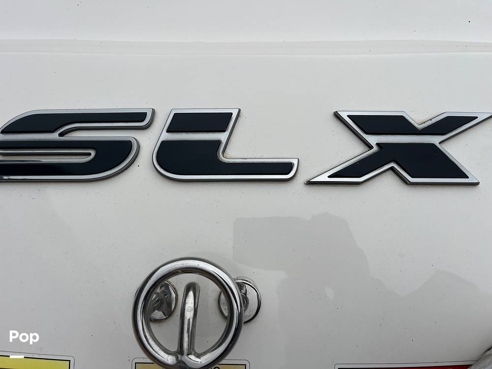 Slide: The Image of Sea Ray 210 SLX 2015 - 76