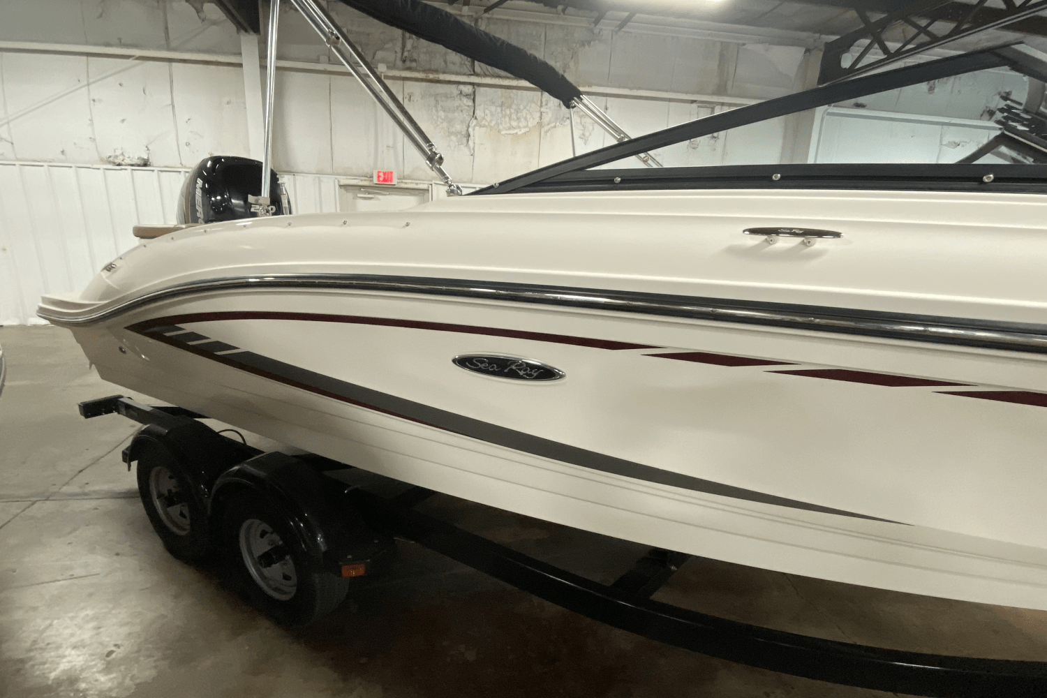 Slide: The Image of Sea Ray 210 SPXO 2017 - 3