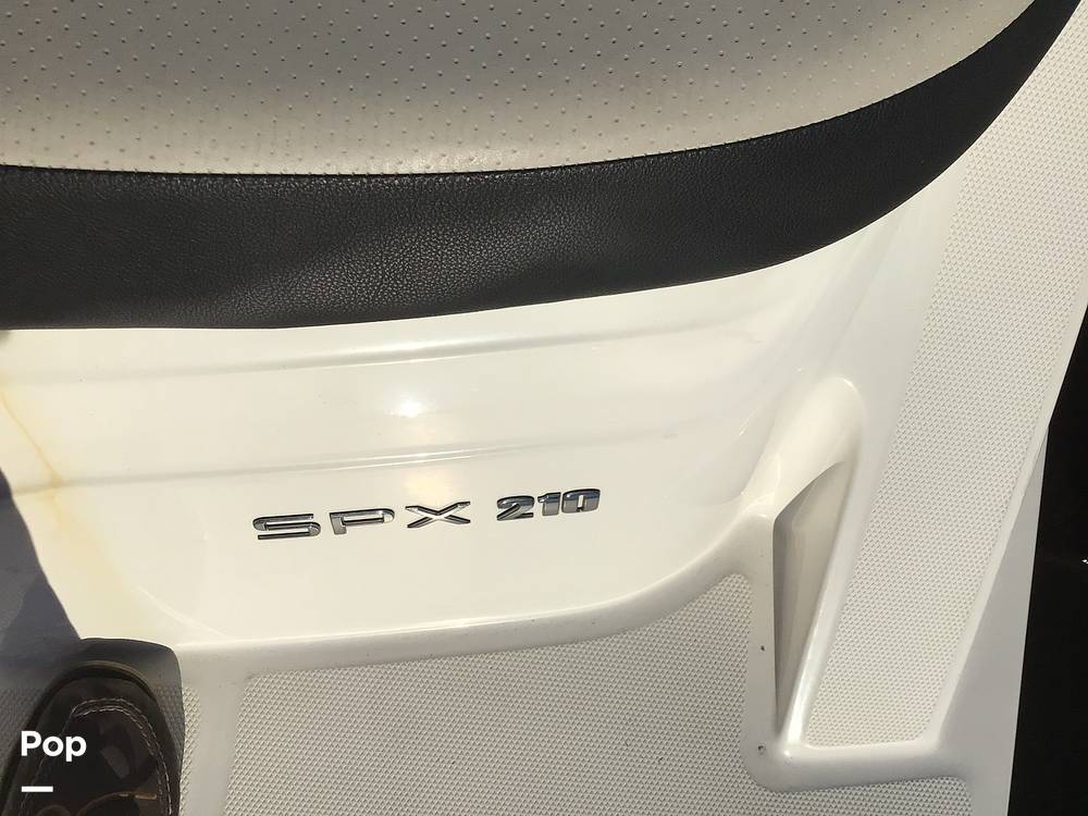 Slide: The Image of Sea Ray 210 SPX OB 2023 - 14835976