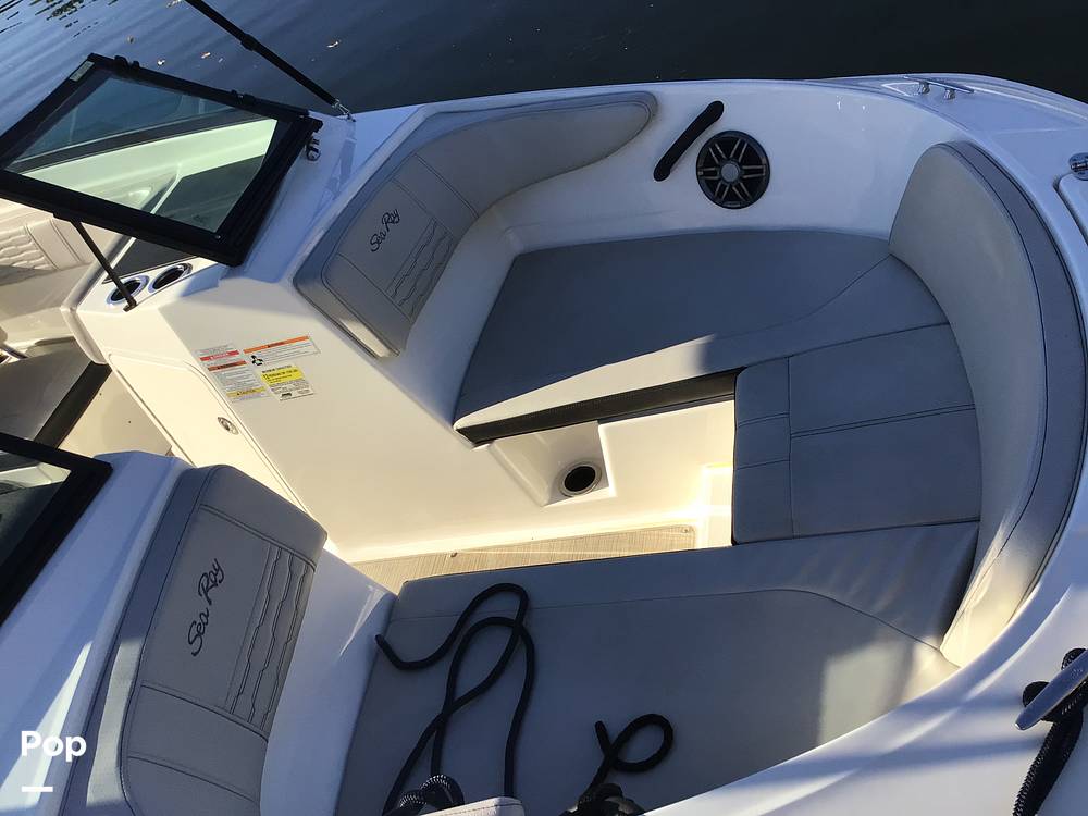 Slide: The Image of Sea Ray 210 SPX OB 2023 - 14835977