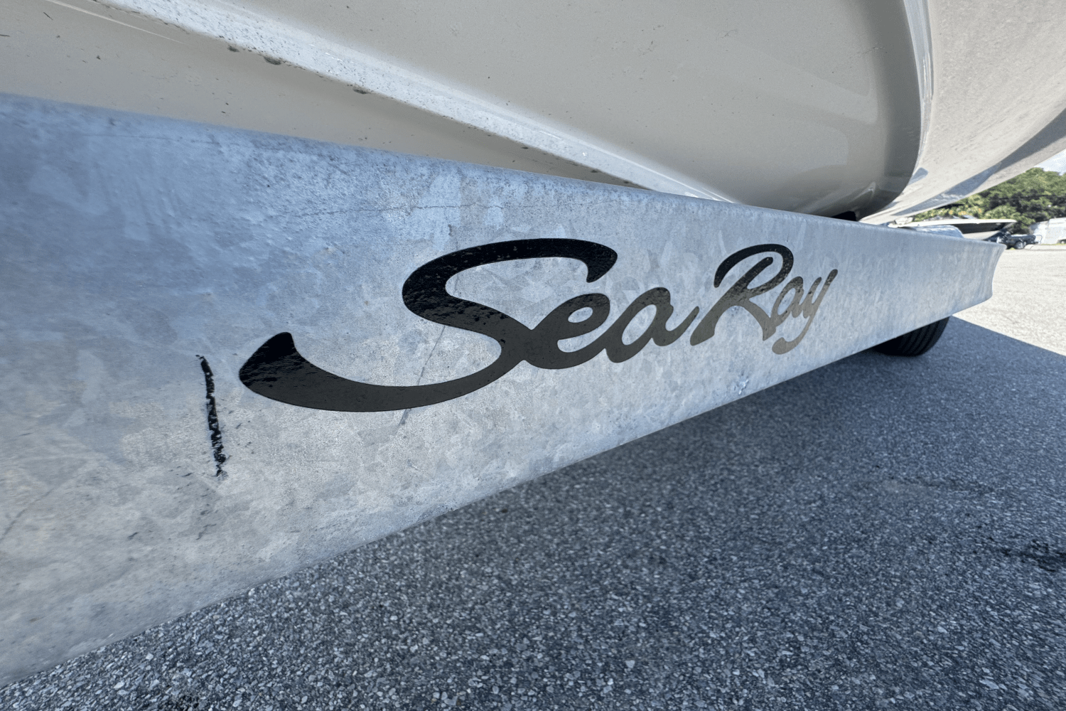 Slide: The Image of Sea Ray 210 SPX OB 2024 - 29