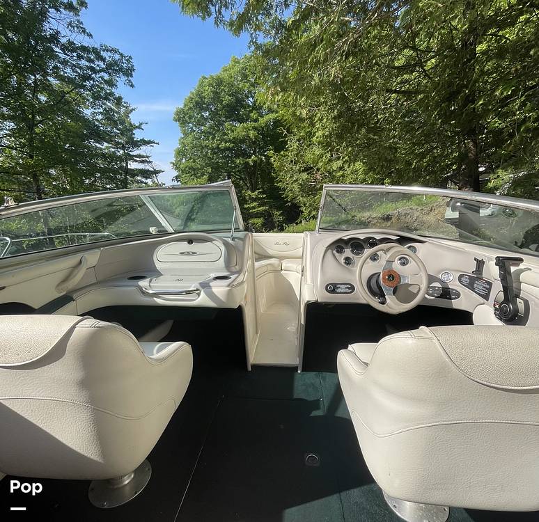 Slide: The Image of Sea Ray 210 Sundeck 2000 - 15322305