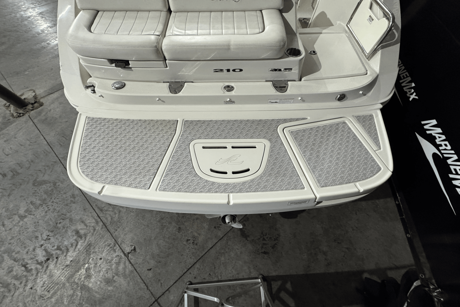 Slide: The Image of Sea Ray 210 SUNDECK 2008 - 5