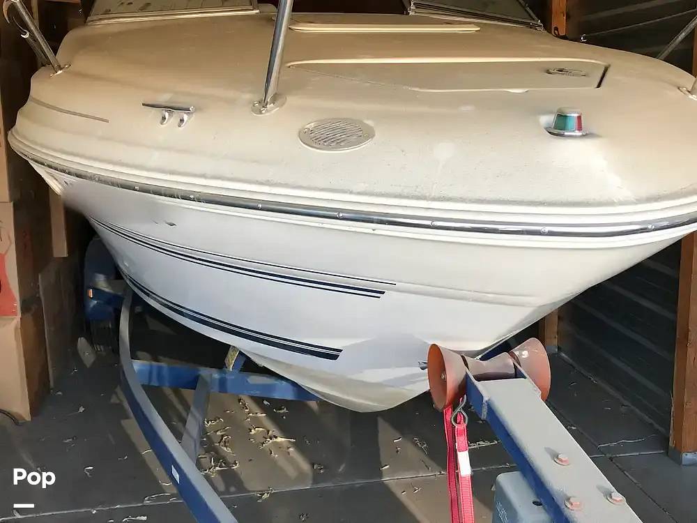 Slide: The Image of Sea Ray 215 Express Cruiser 1999 - 15333228