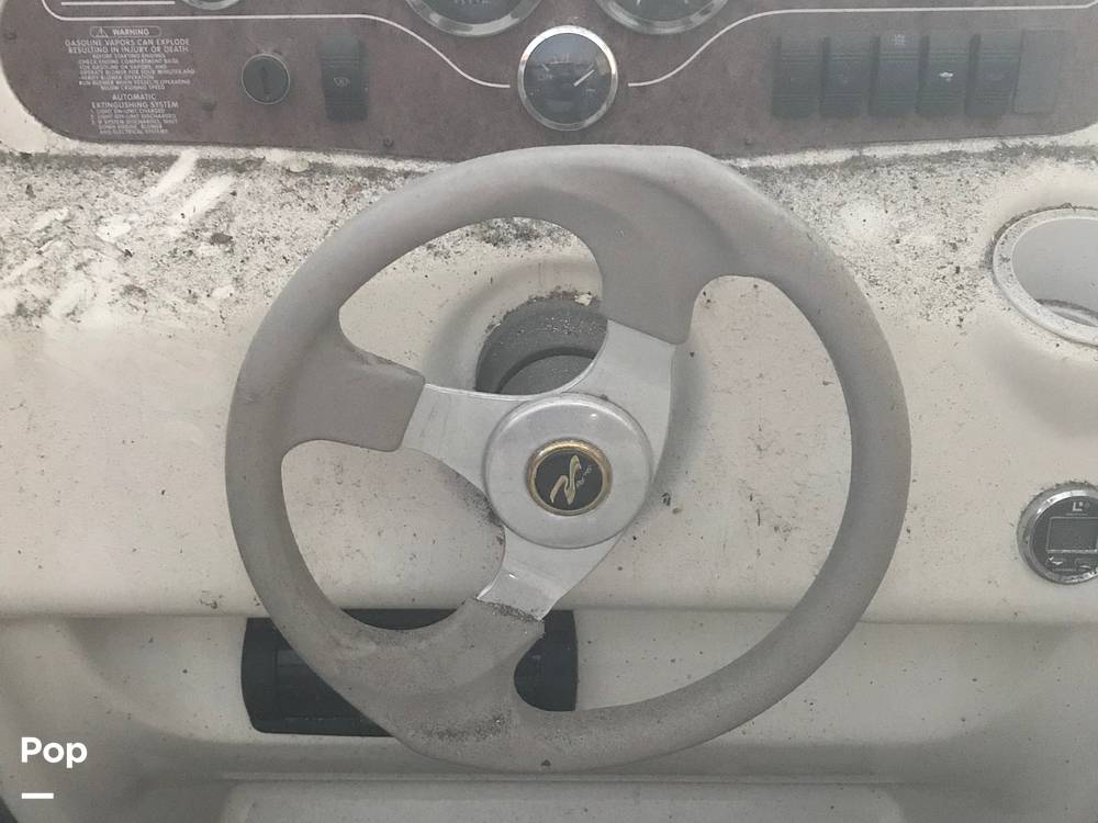 Slide: The Image of Sea Ray 215 Express Cruiser 1999 - 14184593