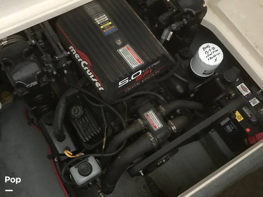 Slide: The Image of Sea Ray 215 Express Cruiser 1999 - 14184596