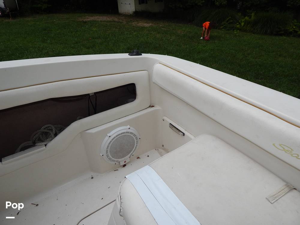 Slide: The Image of Sea Ray 215 Express Cruiser 1999 - 28