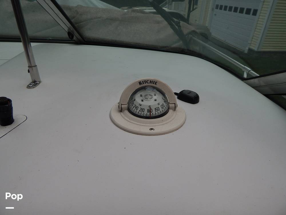 Slide: The Image of Sea Ray 215 Express Cruiser 1999 - 74