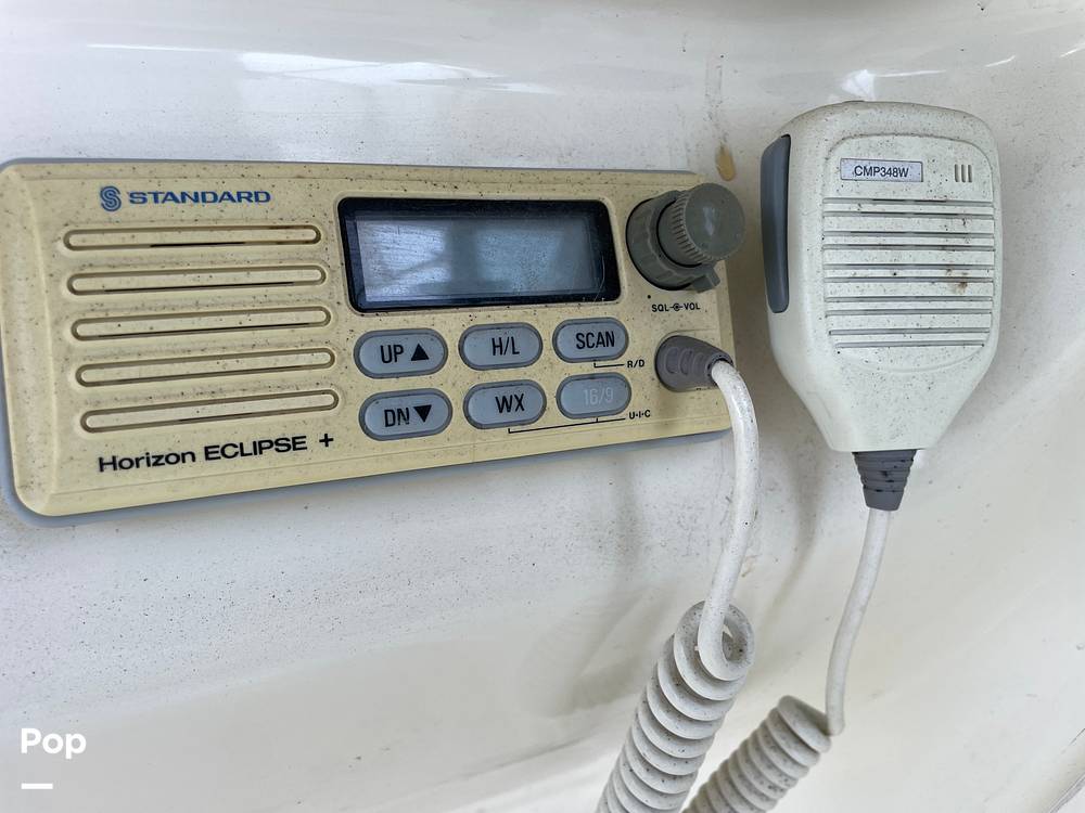 Slide: The Image of Sea Ray 215 Sundancer 1997 - 25