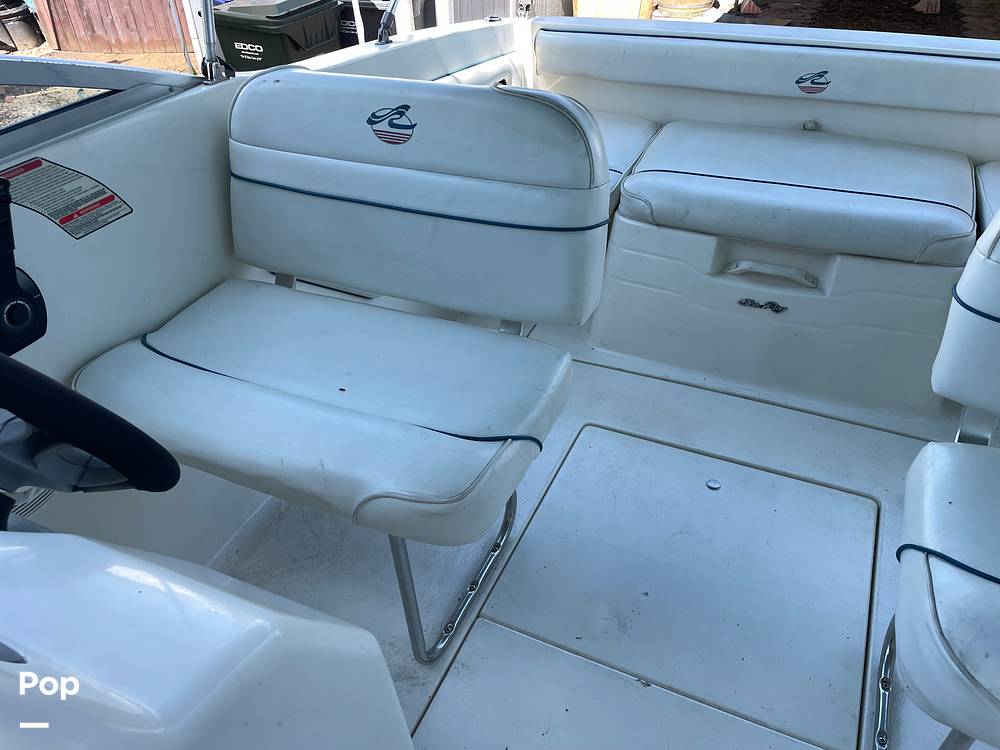 Slide: The Image of Sea Ray 215 Sundancer 1997 - 37